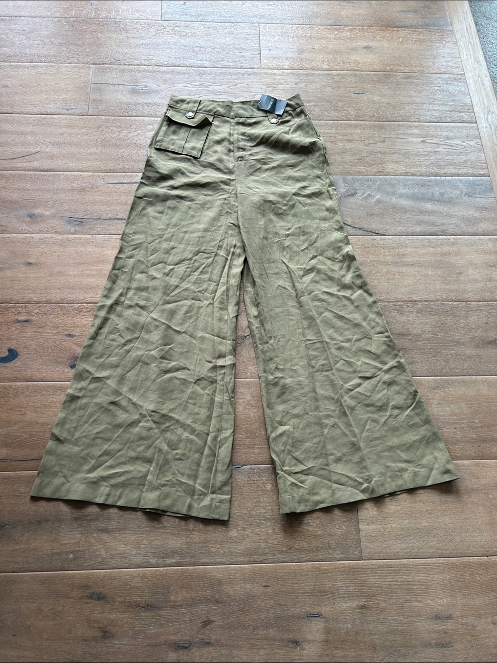 Forever 21 Olive Wide-Leg Cargo Pants